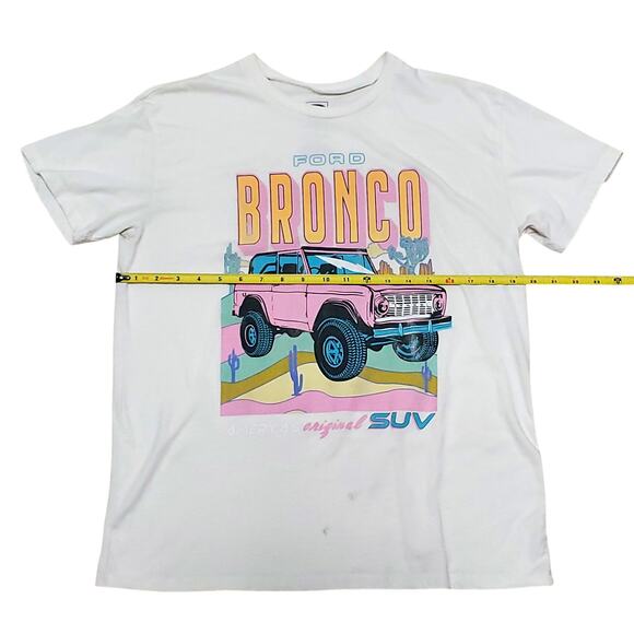 Women's Ford Bronco Short Sleeve Graphic T-Shirt Large Official Licensed Product - Picture 3 of 8